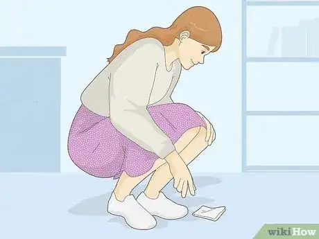 Image titled Avoid an Upskirt Step 9