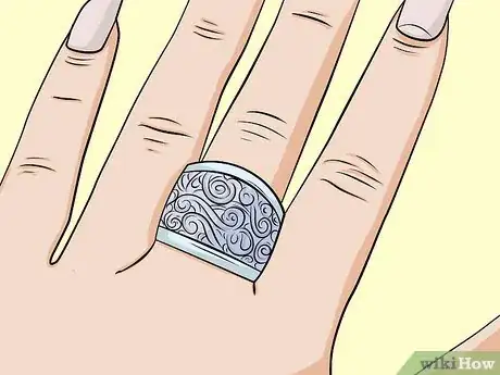 Image titled Choose a Platinum Ring Step 5