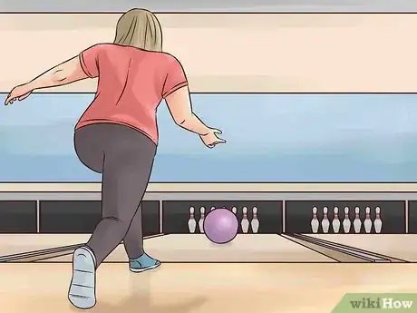 Image titled Clean a Bowling Ball Step 11