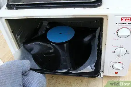 Image titled Make Bowls out of Vinyl Records Step 16