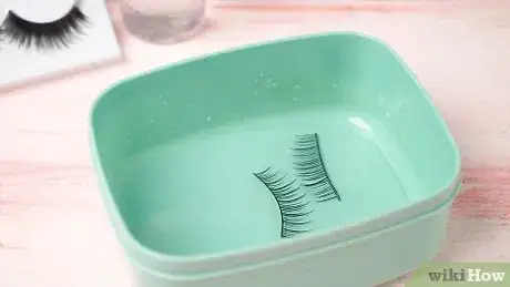 Image titled Clean False Eyelashes Step 13