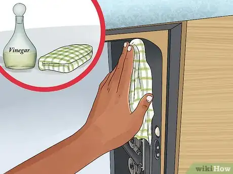 Image titled Clean a Dishwasher with Vinegar Step 10