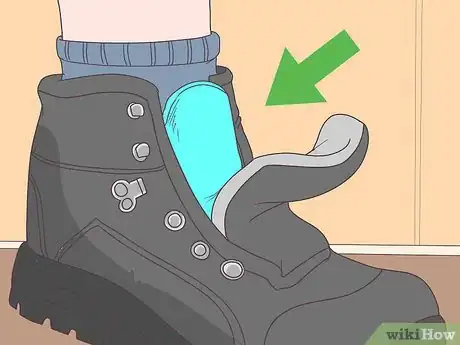 Image titled Prevent Heel Lift in Hiking Boots Step 12