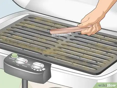 Image titled Clean Weber Grill Grates Step 2