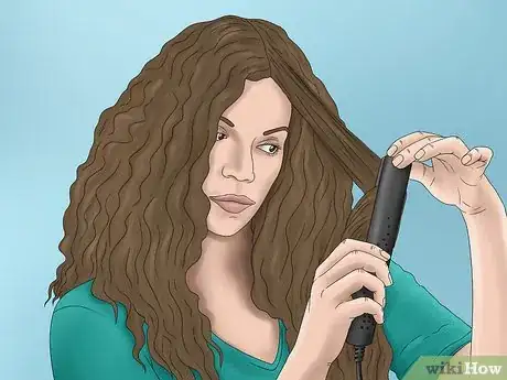 Image titled Blow Dry Hair With Natural Waves Step 7