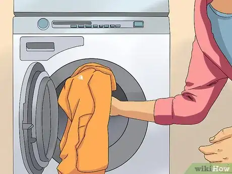 Image titled Wash a North Face Jacket Step 1