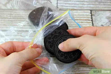 Image titled Crush Oreos Step 5