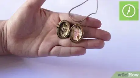 Image titled Put a Picture in a Locket Step 8