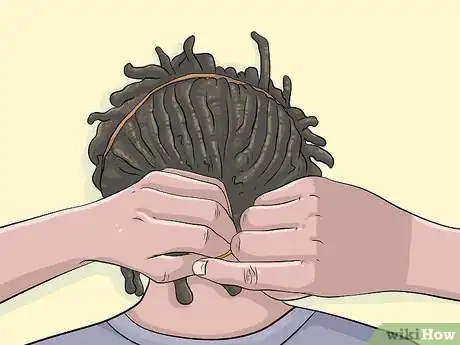 Image titled Crinkle Dreads Step 8