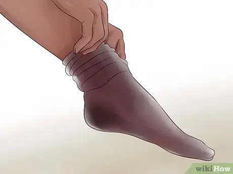 Image titled Prevent Smelly Feet Step 4