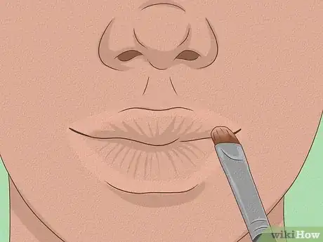 Image titled Apply Lipstick Without Liner Step 10