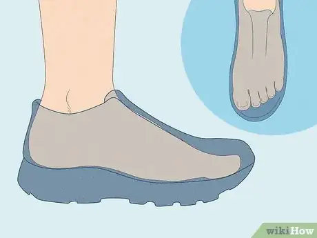 Image titled Protect Toenails when Running Step 1