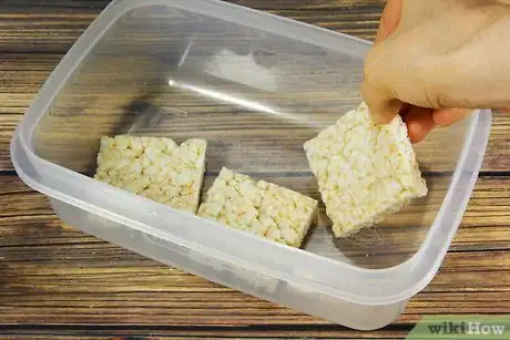 Image titled Store Rice Crispy Treats Step 2