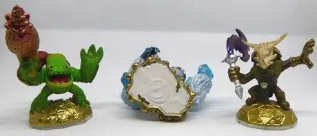 Image titled Skylanders Eons Elite Figures