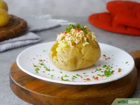 Image titled Cook a Potato in the Microwave Step 5