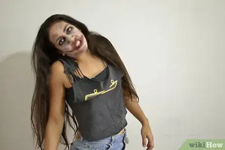 Image titled Apply Zombie Makeup Step 12