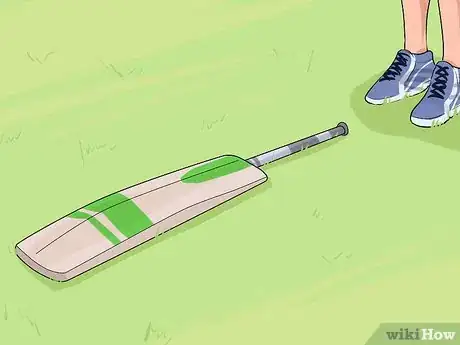 Image titled Hold a Cricket Bat Step 1