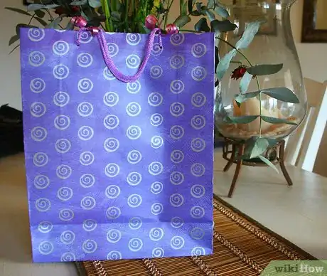 Image titled Gift bag Intro