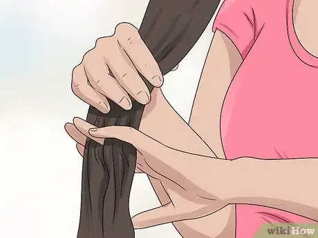 Image titled Detangle Hair Extensions Step 7