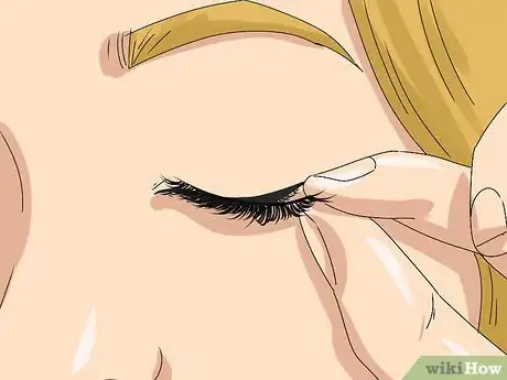 Image titled Apply Strip Lashes Step 1