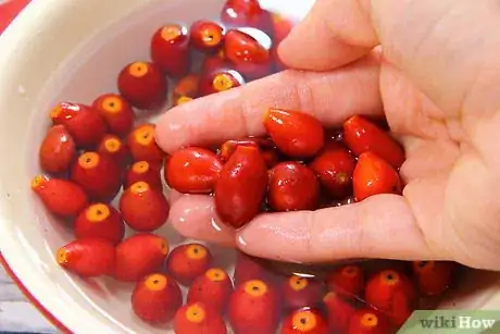 Image titled Preserve Rose Hips Step 4