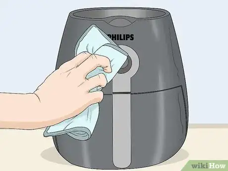 Image titled Clean a Philips Airfryer Step 9