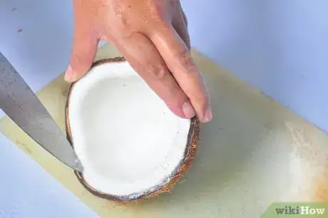 Image titled Dry Coconut Step 5