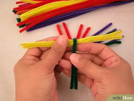 Image titled Make a St Brigid's Cross with Pipe Cleaners Step 3