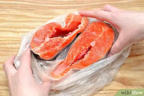 Image titled Defrost Salmon Step 12