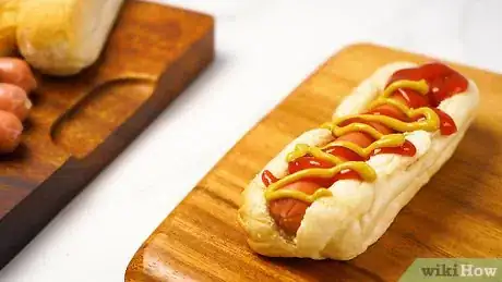 Image titled Steam a Hot Dog Bun Step 4