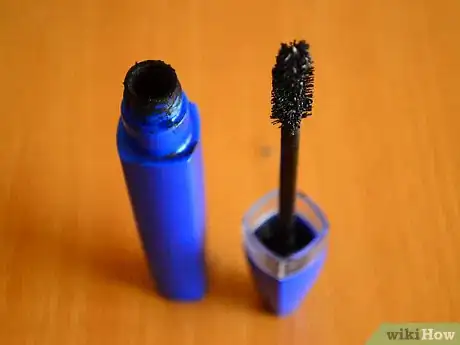 Image titled Sanitize Your Mascara Step 4