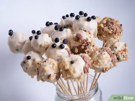 Image titled Make Blueberry Muffin Cake Pops Intro