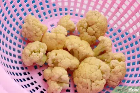 Image titled Prepare Cauliflower Florets Step 6