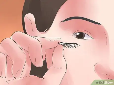 Image titled Grow Back Your Eyelashes After They Fall Out Step 10