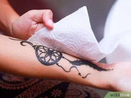 Image titled Care for a Henna Design Step 5