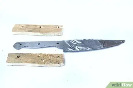 Image titled Make Knife Handles Step 11