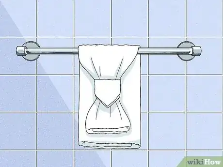 Image titled Arrange Towels on a Towel Bar Step 14