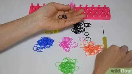 Image titled Make Loom Bracelets Step 2