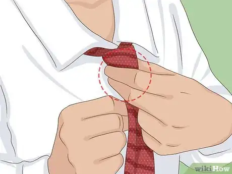 Image titled Tie a Dimple Step 9