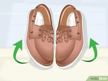 Image titled Remove Odor from Your Shoes with Baking Soda Step 10