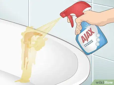 Image titled Remove Paint from an Acrylic Tub or Bath Step 10