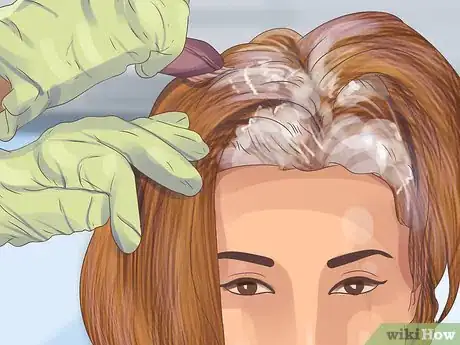 Image titled Apply Highlight and Lowlight Foils to Hair Step 16