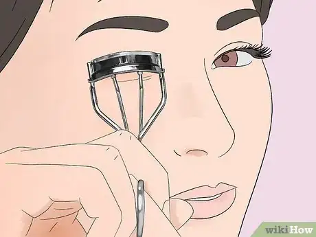 Image titled Grow Eyelashes Step 13