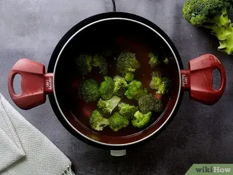 Image titled Parboil Broccoli Step 4