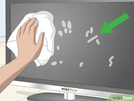 Image titled Clean a Plasma Screen Step 10
