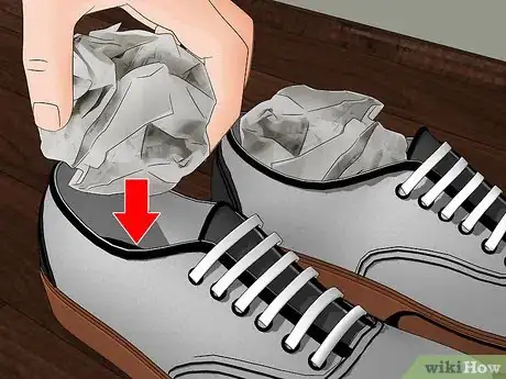 Image titled Stop Your Shoes from Squeaking Step 9