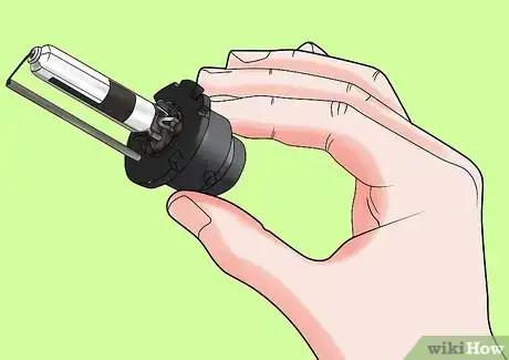 Image titled Change the HID Headlights on a 2007 Prius (Without Removing Bumper) Step 13