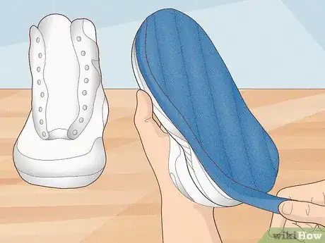 Image titled What Materials Do You Need to Hydro Dip Shoes Step 2