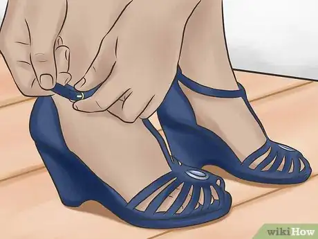 Image titled Know if You're Wearing the Right Size High Heels Step 3