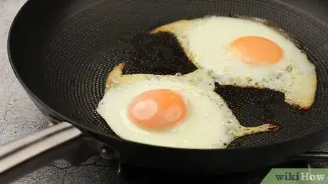 Image titled Make Sunny Side up Eggs Step 10